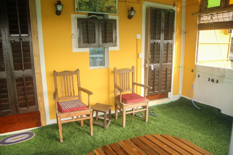Owl's Nest Homestay - Owl's Nest Homestay 5th Floor, 185/B, Raja Dinendra St, Shyambazar, Fariapukur, Shyam Bazar, Kolkata, West Bengal 700004, India