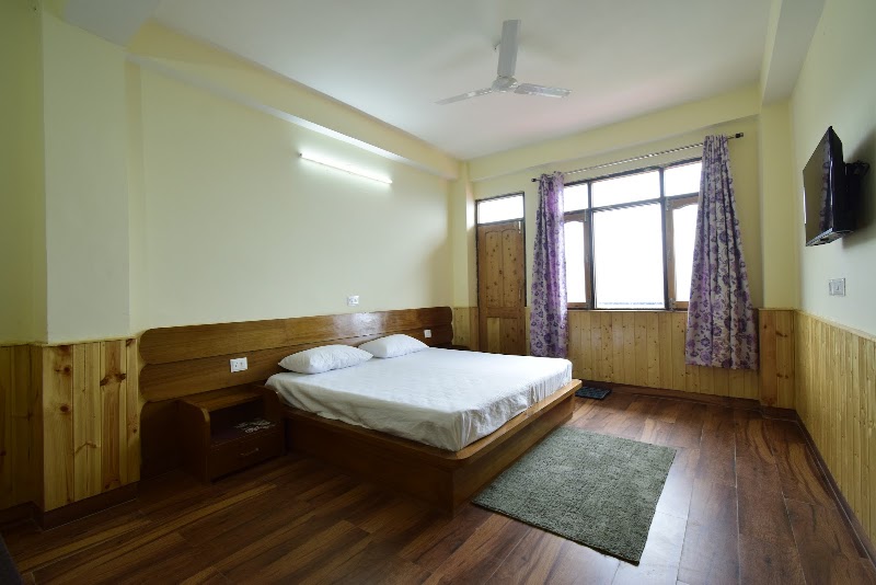 Royal Dragon Home Stay - Royal Dragon Home Stay Durgapur Chowk Naldhera, Shimla, Naldehra, Himachal Pradesh 171007, India