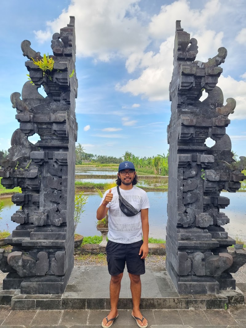 Suarsana Ubud Driver - Suarsana Ubud Driver, Jl. Raya Mawang, Lodtunduh, Kecamatan Ubud, Kabupaten Gianyar, Bali 80571, Indonesia