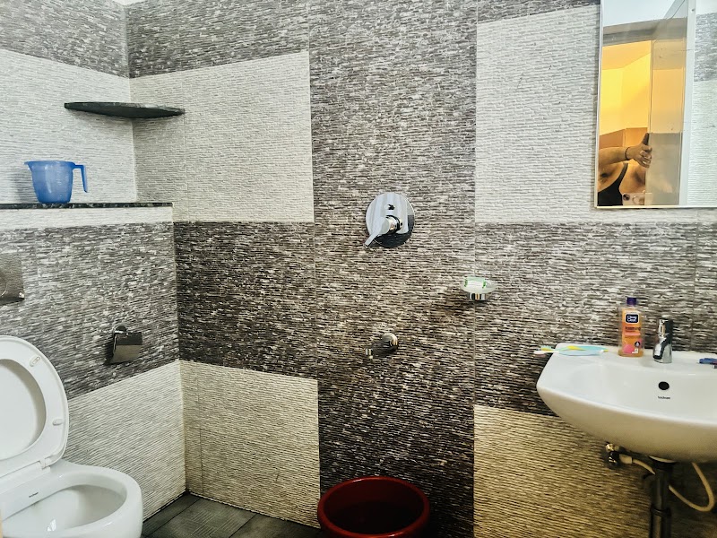 Hotel Prashanth Residency - Hotel Prashanth Residency near Pathrika Bhavan, opp. Viva near Pathrika Bhavan, Stuart Hill, Madikeri, Karnataka 571201, India