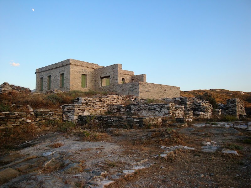 Castle of Sifnos - Castle of Sifnos Kastro 840 03, Greece