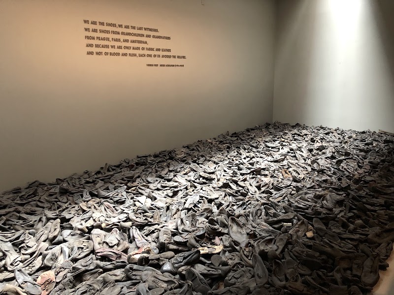 United States Holocaust Memorial Museum - United States Holocaust Memorial Museum 100 Raoul Wallenberg Pl SW, Washington, DC 20024, USA