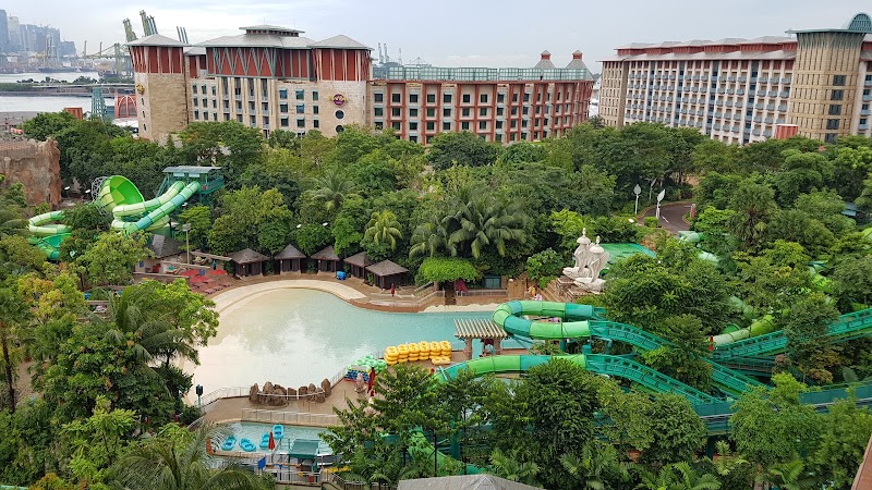 Adventure Cove Waterpark - Adventure Cove Waterpark 14 Sentosa Gateway, Sentosa Island, Singapore 098132