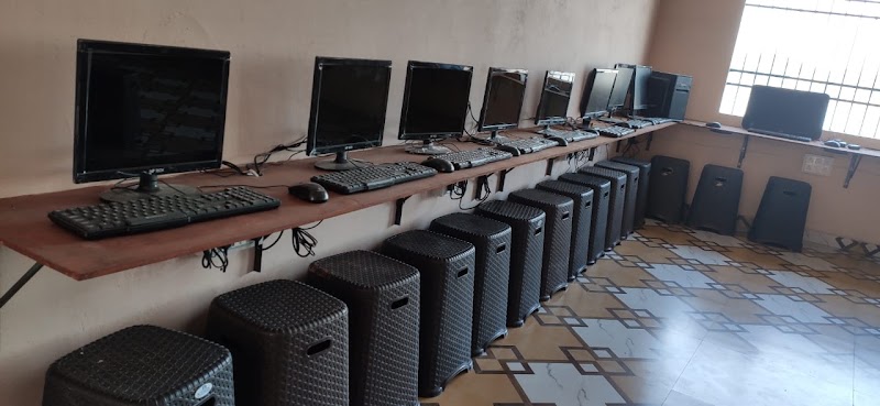 Megha computer boriyakala - Megha computer boriyakala, Banjhipar karma mata mandir parishar boriyakala, Raipur, Chhattisgarh 492015, India