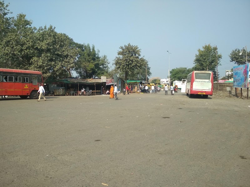 Bus Stop - Bus Stop, 82G4+XPF, Amravati Road, Prasanta Colony, Yerla, Maharashtra 444905, India