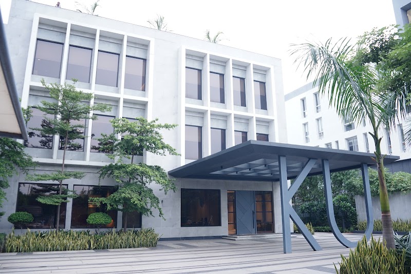 Krishna United Corporate Office - Krishna United Corporate Office 7PH2+JF4 Krishna United, Vidhan Sabha Rd, near MGM Eye Hospital, Saddu, Raipur, Chhattisgarh 492014, India
