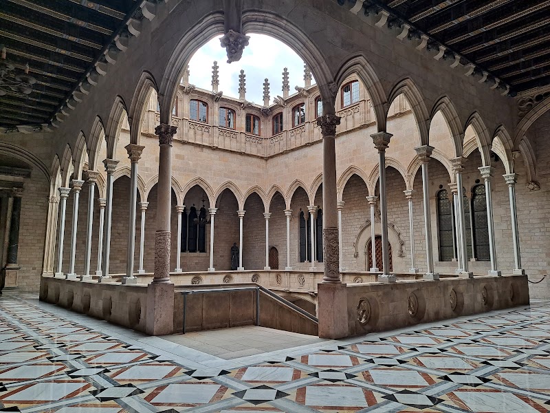 Palau de la Generalitat de Catalunya - Palau de la Generalitat de Catalunya Pl. de Sant Jaume, 4, Ciutat Vella, 08002 Barcelona, Spain