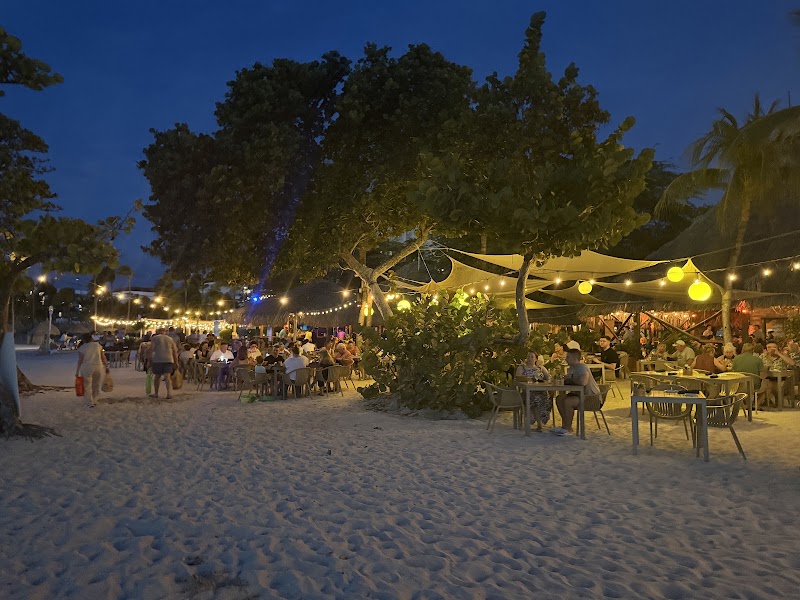 MooMba Beach Bar & Restaurant - MooMba Beach Bar & Restaurant, J.E. Irausquin Blvd 230, Noord, Aruba