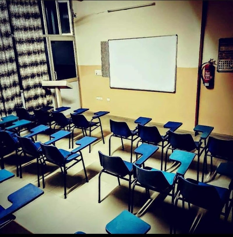 Sanchay Coaching Centre - Sanchay Coaching Centre SCO 99, above Bank Of India, market of sector 10A, Sector 37, Gurugram, Haryana 122001, India