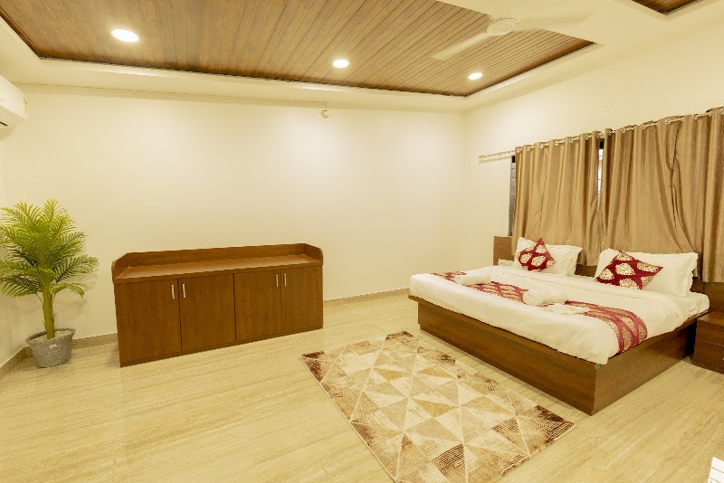 Mulberry Villa by Mercury Stays - Mulberry Villa by Mercury Stays, Bunglow no, 3, dam road, near Lagoona Resort, Gold Valley Sector D, Tungarli, Lonavala, Maharashtra 410403, India