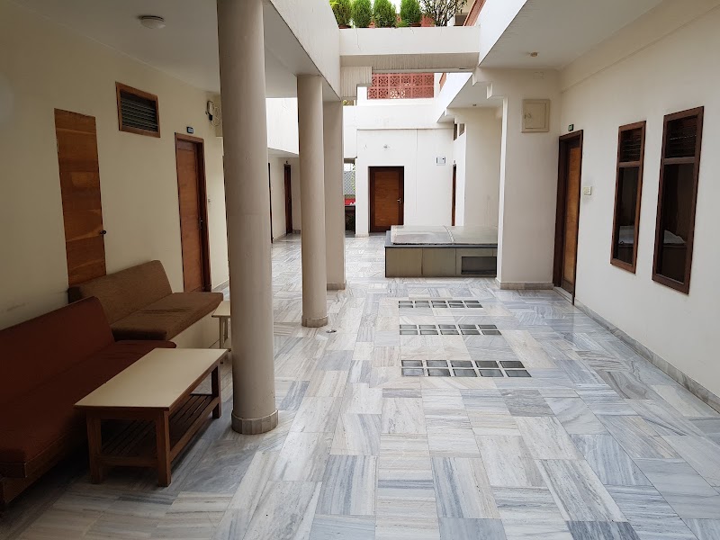 Atithi Guest House - Atithi Guest House, No 1, Park House Scheme, opposite All India Radio, Sindhi Camp, Jaipur, Rajasthan 302001, India