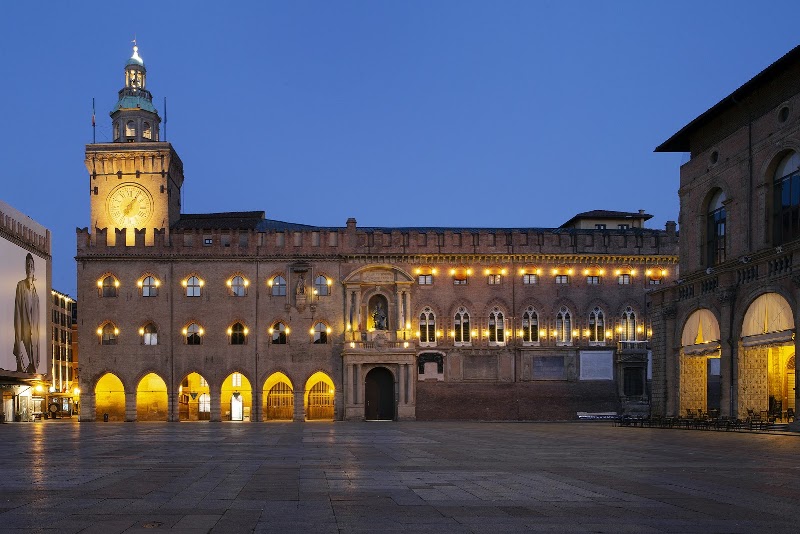 Torre dell'Orologio - Torre dell'Orologio Piazza Maggiore, 6, 40124 Bologna BO, Italy
