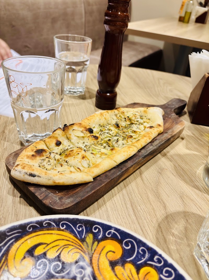 Si Nonna's - The Original Sourdough Pizza | R City Mall | Mumbai - Si Nonna's - The Original Sourdough Pizza | R City Mall | Mumbai Third Floor, SI NONNA'S, R City Mall, Lal Bahadur Shastri Marg, Amrut Nagar, Ghatkopar West, Mumbai, Maharashtra 400086, India