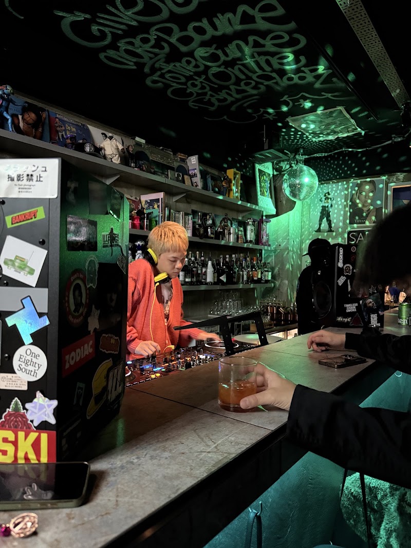 MUSIC BAR BOUNCE - MUSIC BAR BOUNCE Japan, 〒150-0043 Tokyo, Shibuya, Dōgenzaka, 2-chōme−19−１２ 東洋道玄坂ビル 2階