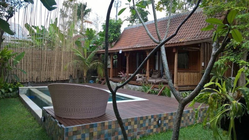 Mahamustika Beach Inn