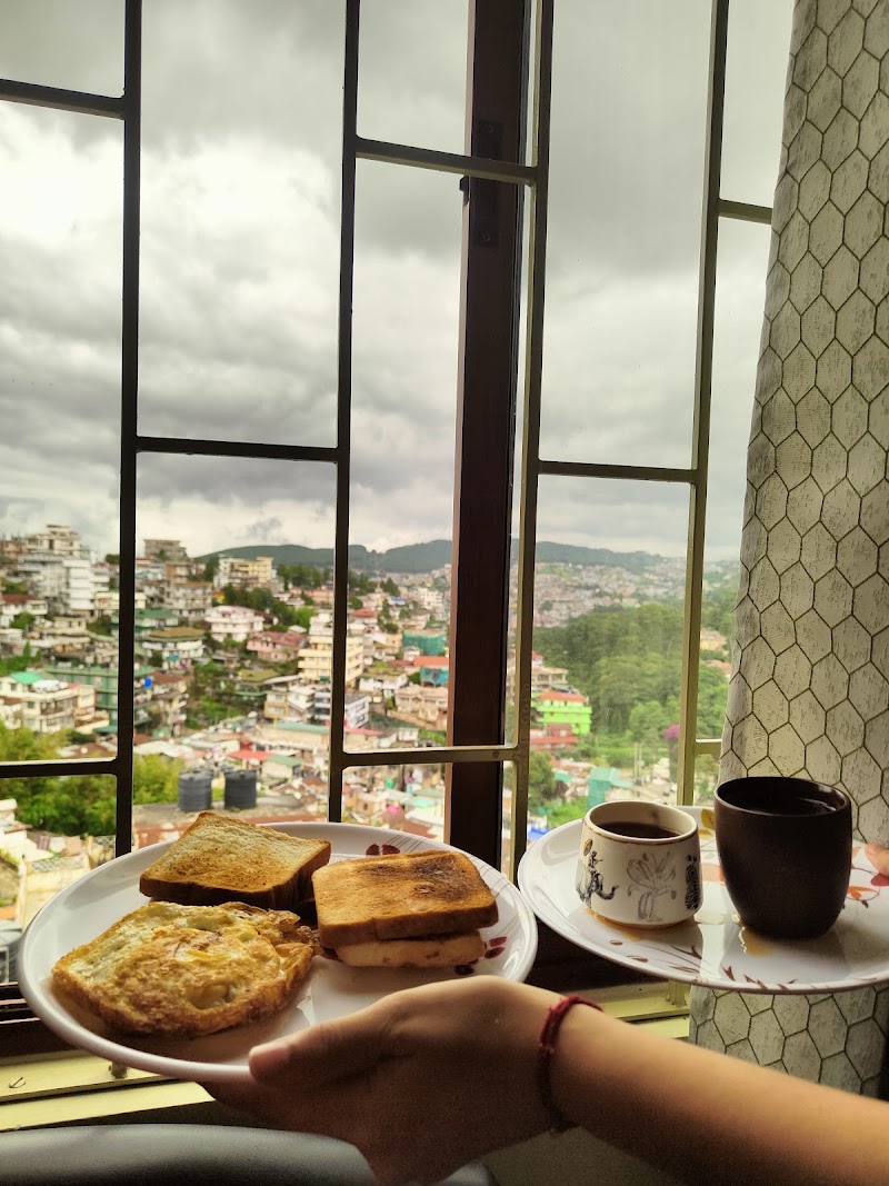 El Meda Homestay - El Meda Homestay, Nongrimbah Rd, Block 4, Laitumkhrah, Shillong, Meghalaya 793003, India