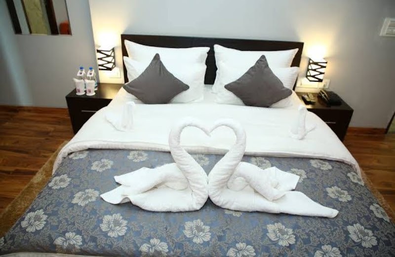 hotel Royal Serenity - hotel Royal Serenity, Anandam, Block Omaxe Eternity, Clarks Building ONYX, Road, Chhatikara, Vrindavan, Uttar Pradesh 281121, India