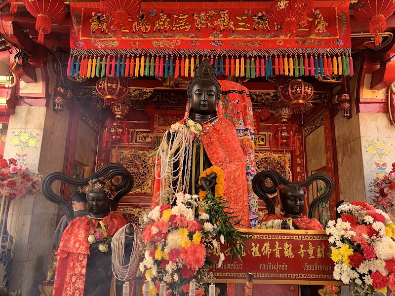 San Chao Jui Tui - San Chao Jui Tui, 283 Soi Phutorn, Tambon Talat Nuea, Amphoe Mueang Phuket, Chang Wat Phuket 83000, Thailand