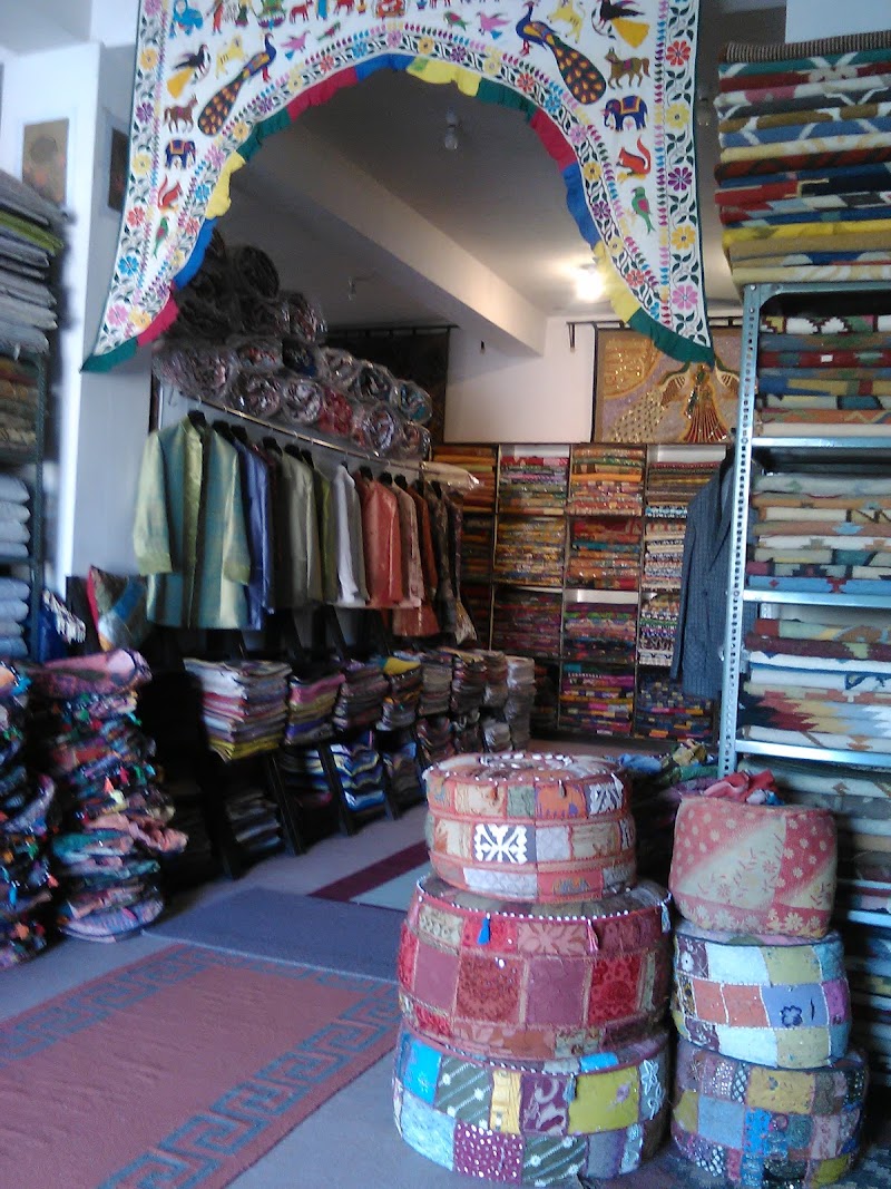 Via Bishnoi Village Craft - Via Bishnoi Village Craft, Shatabdi Circle, 204-205 Suncity Colony, New Pali Road, Jhalamand, Jodhpur, Rajasthan 342016, India