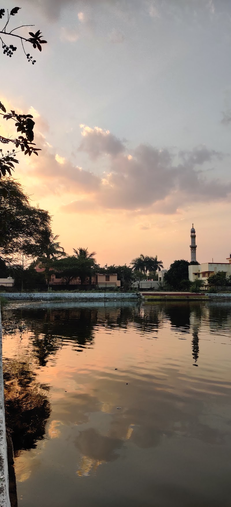 Rani Avanti Bai Sarovar - Rani Avanti Bai Sarovar, 689P+2F5, Bhilai, Chhattisgarh 490023, India