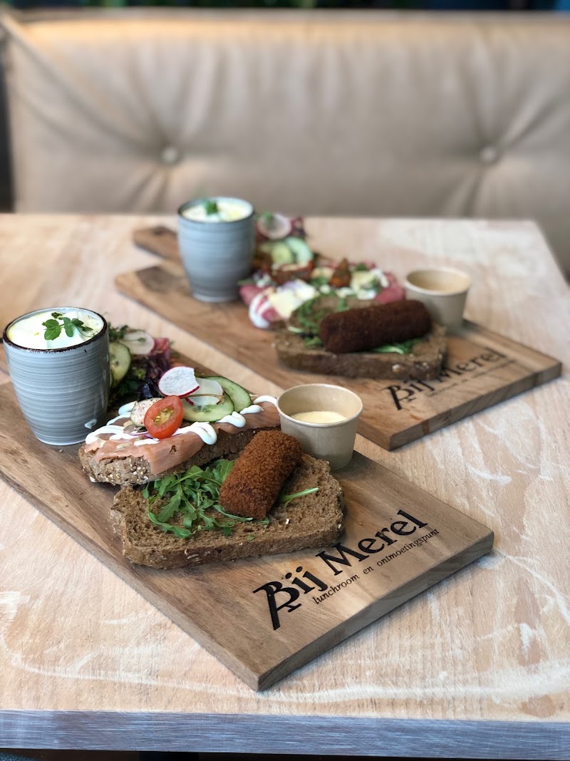 Bij Merel Lunchroom en ontmoetingspunt - Bij Merel Lunchroom en ontmoetingspunt De Loop 67, 5688 EW Oirschot, Netherlands