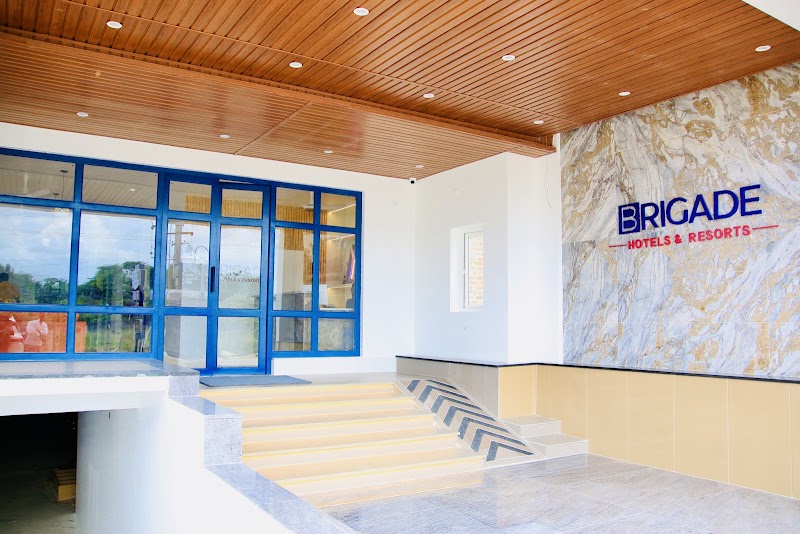 Brigade Hotels and Resorts - Brigade Hotels and Resorts 4th Gate, Sannidhi Veedhi, opp. Temple, Srikalahasti, Andhra Pradesh 517644, India