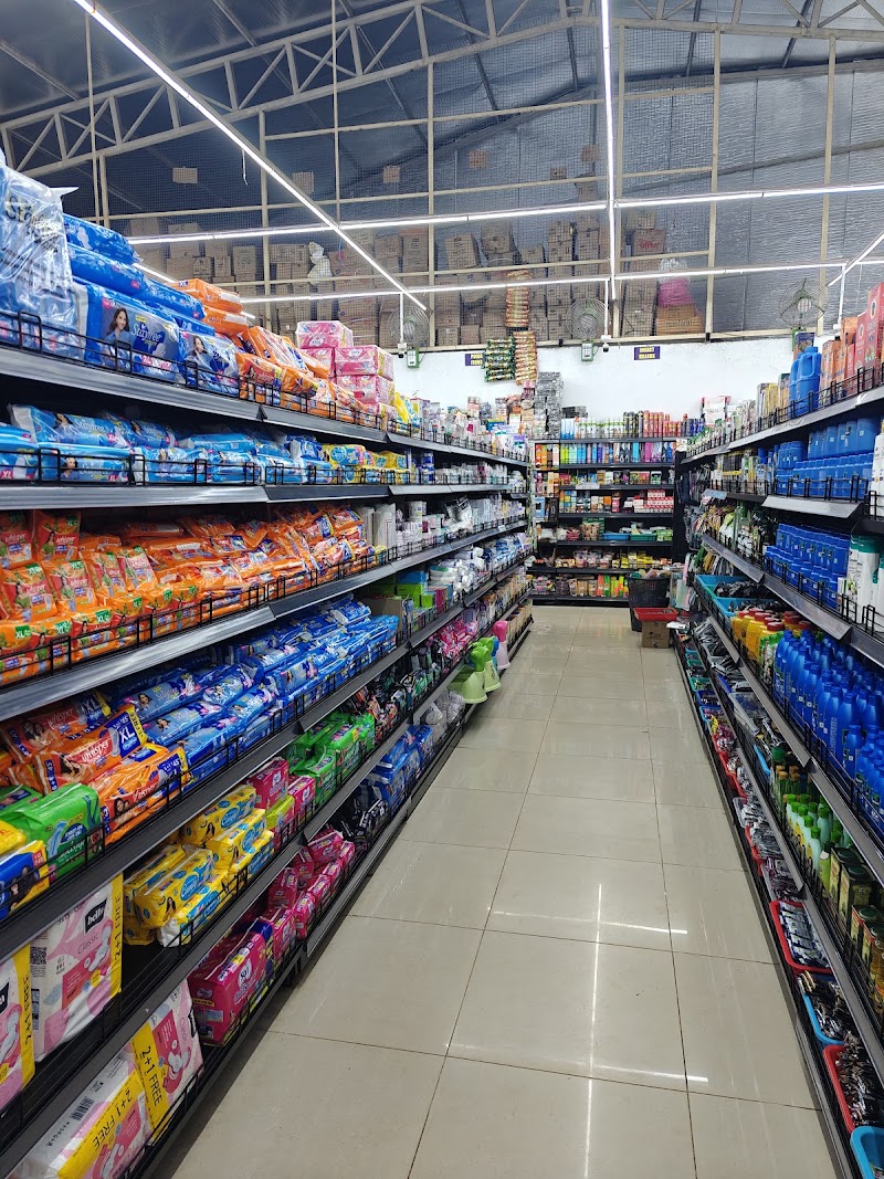 Super point wholesale - Super point wholesale WQQG+QRR, BM Rd, Sakleshpura, Karnataka 573134, India