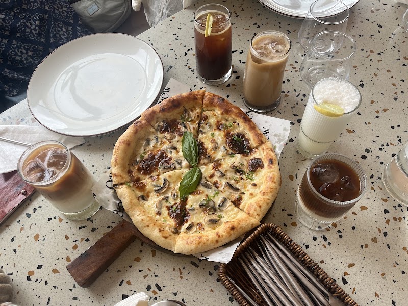 O'Brew - O'Brew 4A, Ambavgarh, near Hotel Hilltop, above SBI Guest House, Ambamata, Udaipur, Rajasthan 313004, India