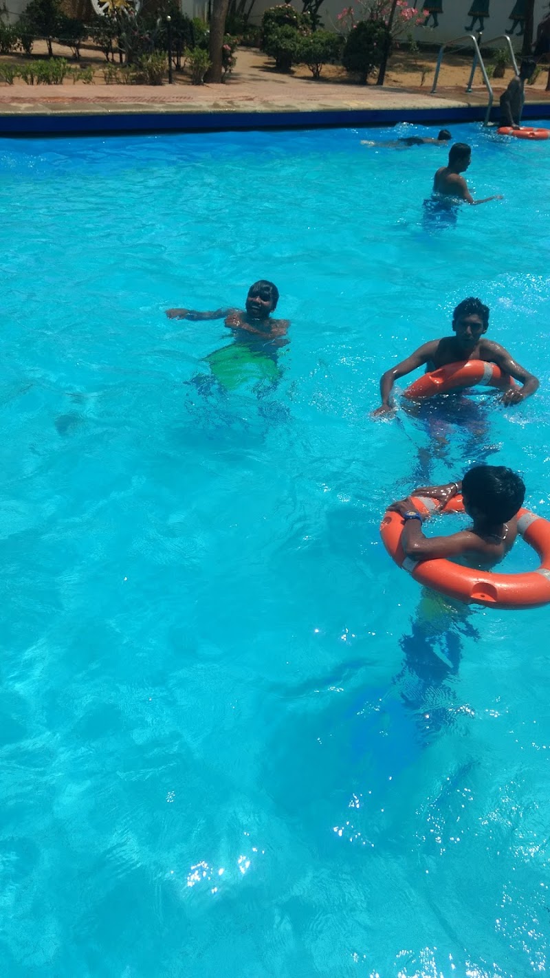 Royal Club - Royal Club 1, Periya Koladi Rd, Pachaiappan Nagar Phase II, Konrajakuppam, Ayappakkam, Chennai, Tamil Nadu 600095, India