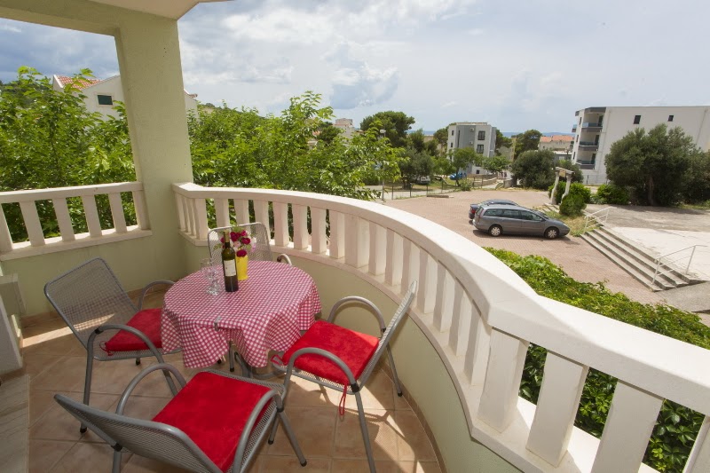 Apartments Jelena - Apartments Jelena Zagrebačka ul. 15, 21320, Promajna, Croatia
