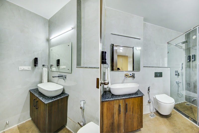 Reebah Inn & Suites - Reebah Inn & Suites #947, Sector 51 Rd, Sector 51, Gurugram, Haryana 122018, India