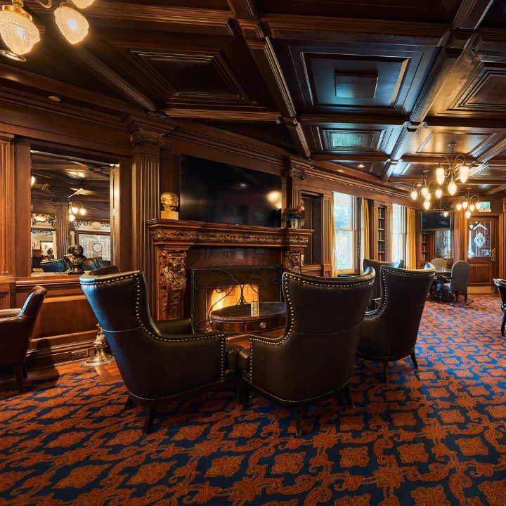 Churchill Lounge