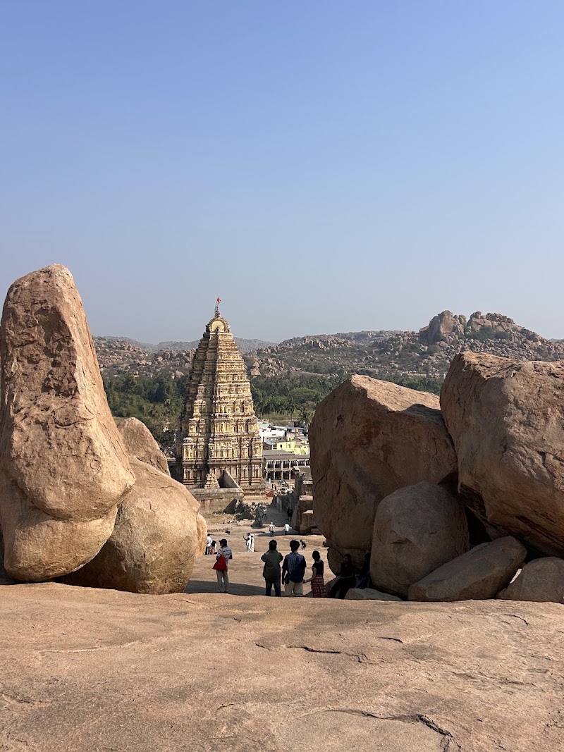Hemakoota - Hemakoota, 8FM5+HG8, Hampi, Karnataka 583239, India