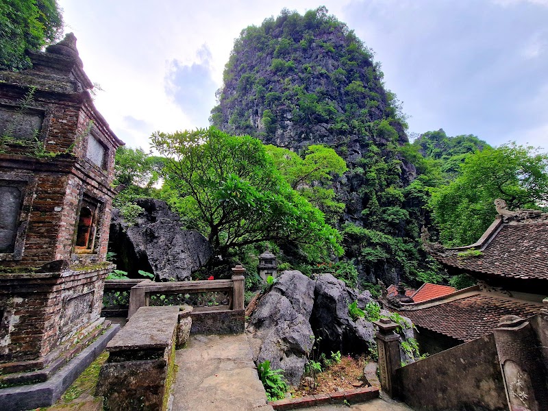 Bich Dong Pagoda - Bich Dong Pagoda, 6W99+C23, Nam Hoa Lu, Ninh Binh 430000, Vietnam