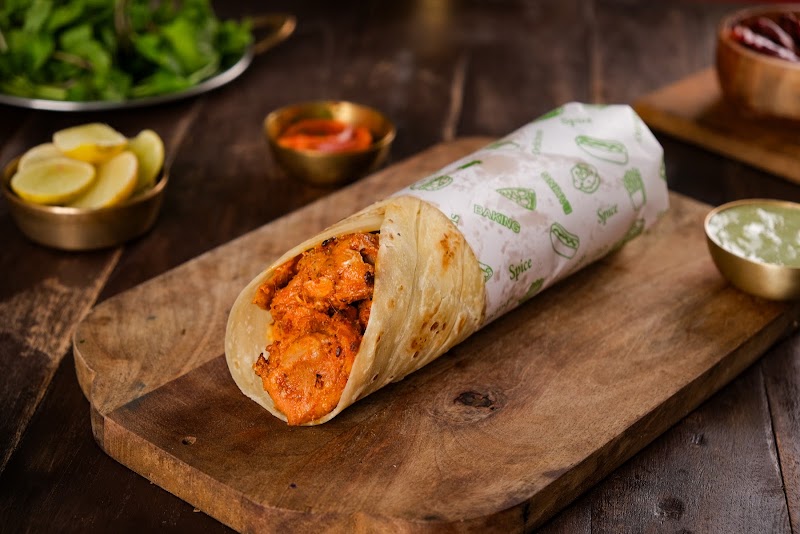 Desi Chatka by That Fat Guy - Desi Chatka by That Fat Guy Shop 8, Plot 9, Market, Gardenia Gateway, Sector 75, Noida, Uttar Pradesh 201316, India