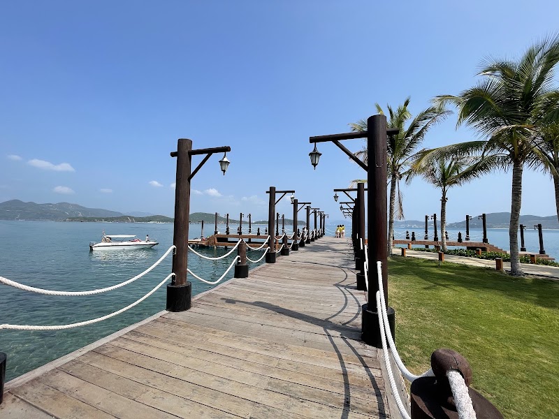 Đảo Hòn Tằm - Đảo Hòn Tằm Đảo Hòn Tằm, Nha Trang, Khánh Hòa 650000, Vietnam