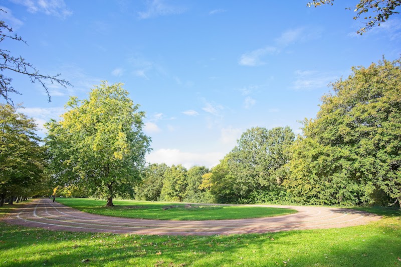 Regent's Park Running Track - Regent's Park Running Track, London NW1 4RU, UK