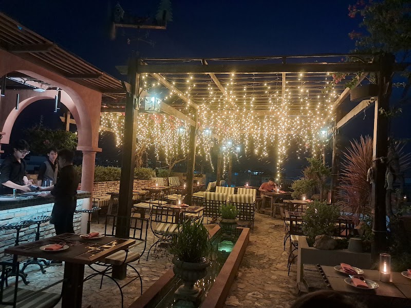 Nhà hàng Soleil - Nhà hàng Soleil, Tầng 6, 90 Thích Quảng Đức, Nam Nha Trang, Khánh Hòa 65000, Vietnam