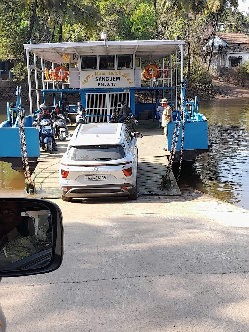 Sarmanas ferry - Sarmanas ferry, Unnamed Road, Khandola, Piligaon, Goa 403505, India
