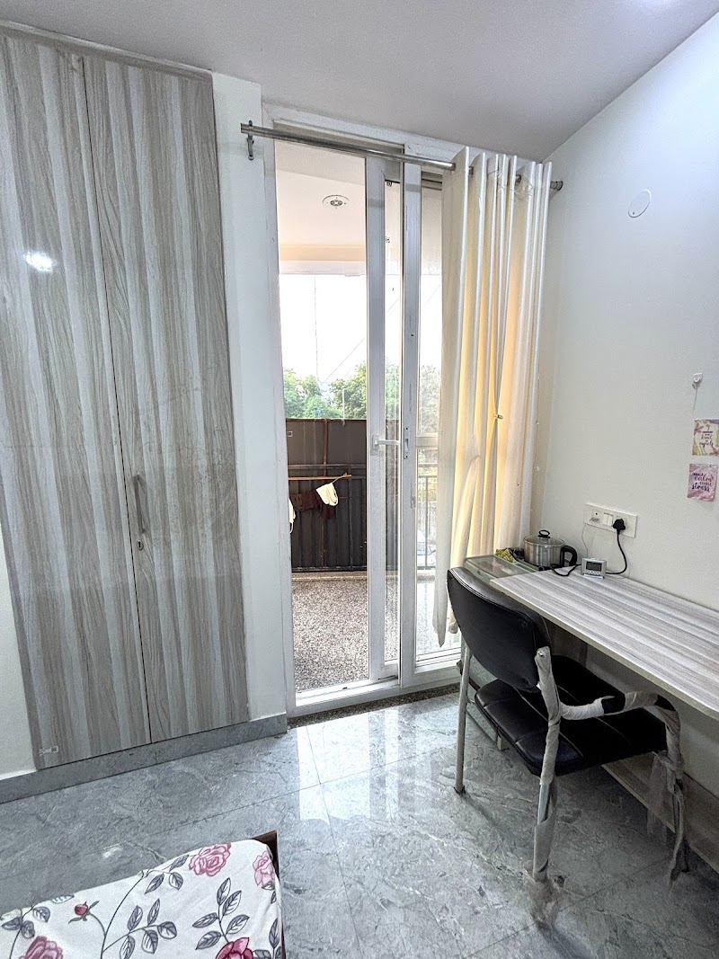 Yash Comfy Abode - Gautam Nagar - Yash Comfy Abode - Gautam Nagar 130 D1, near Chota Gurudwara Road, Gautam Nagar, New Delhi, Delhi 110049, India