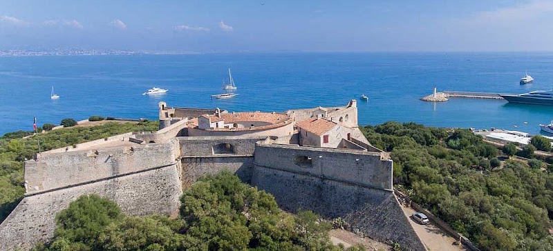 Visit'Antibes - Visit'Antibes 14 quai de la première division française, 06600 Antibes, France