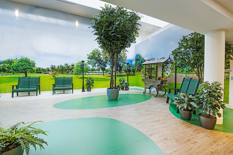 Pines of Sarasota Health Care, LLC - Pines of Sarasota Health Care, LLC, 1501 N Orange Ave, Sarasota, FL 34236, USA