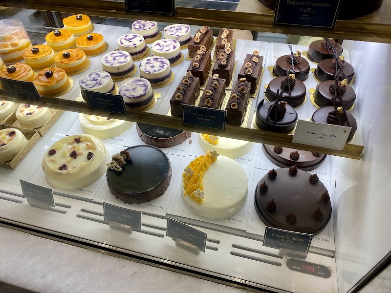 Amintiri - Cafe | Patisserie | Gifting - Amintiri - Cafe | Patisserie | Gifting 9/3, Museum Rd, Shanthala Nagar, Ashok Nagar, Bengaluru, Karnataka 560001, India