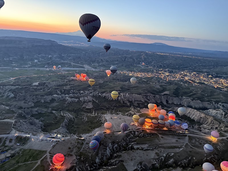 Cappadocia Voyager Balloons - Cappadocia Voyager Balloons, Cumhuriyet, Kapadokya Cd. No:84, 50100 Avanos/Nevşehir, Türkiye