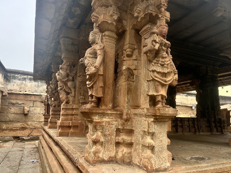 Shri Someshwara Swamy Temple (Kolar). - Shri Someshwara Swamy Temple (Kolar). 44PQ+X7X, Fort Area, Kolar, Karnataka 563101, India