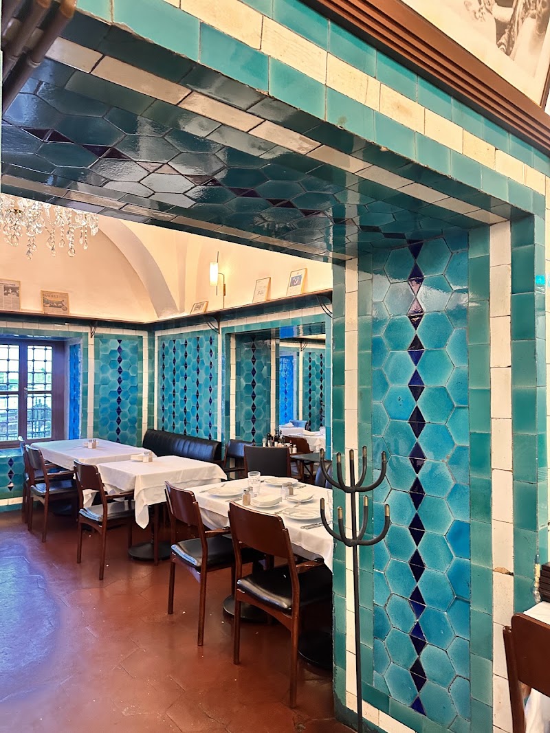 Pandeli Restaurant - Pandeli Restaurant, Rüstempaşa Mah. Balık Pazarı kapısı Sokağı Mısırçarşı İçi 1, Rüstem Paşa, D:2, 34110 Fatih/İstanbul, Türkiye