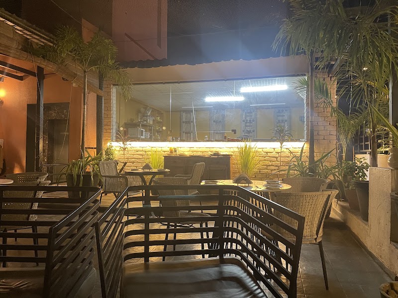Skylark Cafe & Lounge