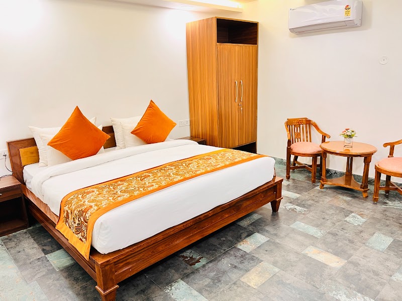 Hotel Green Galaxy Green Park South Delhi - Hotel Green Galaxy Green Park South Delhi G 42, upper ground, opposite Green park market, Block G, Green Park Extension, Green Park, New Delhi, Delhi 110016, India