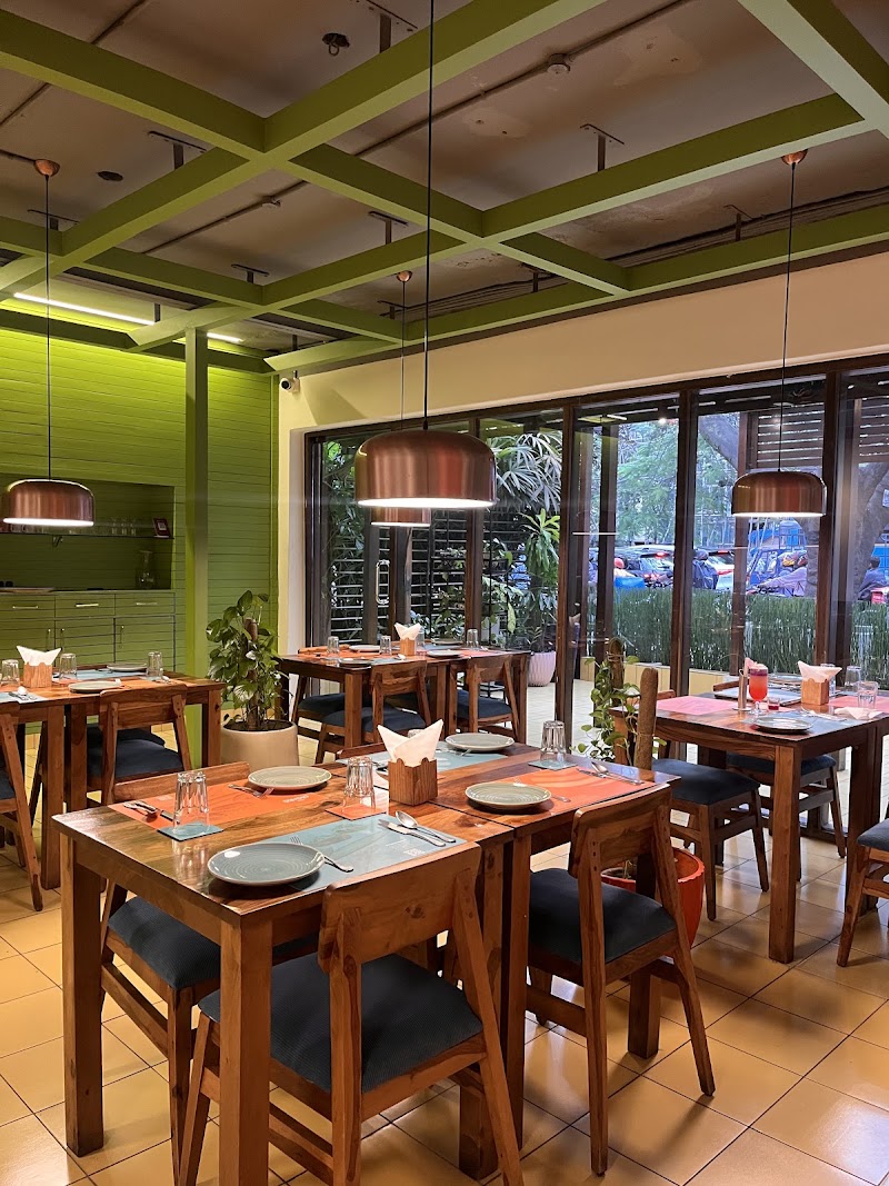 Plente - Artisanal Vegetarian Restaurant - Plente - Artisanal Vegetarian Restaurant 34, 80 Feet Rd, Hal, HAL 3rd Stage, Indiranagar, Bengaluru, Karnataka 560075, India