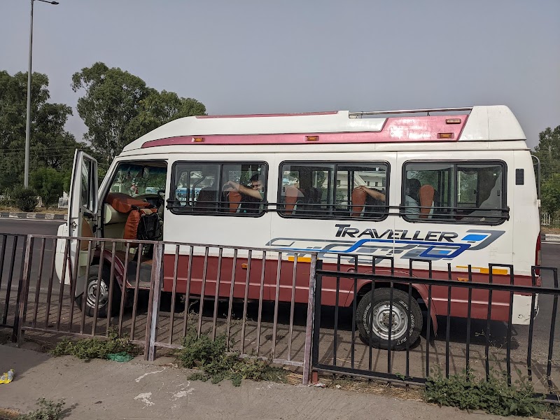 TajWayCabs - TajWayCabs Phase II, L-1, Gurgaon Rural, Gurugram, Haryana 122017, India